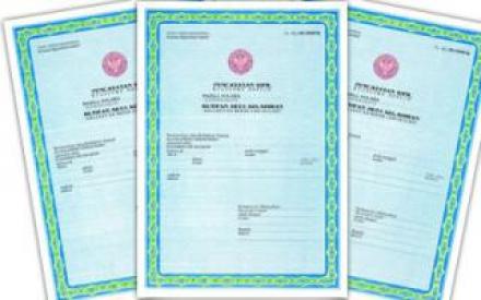 Membuat Akta Kelahiran