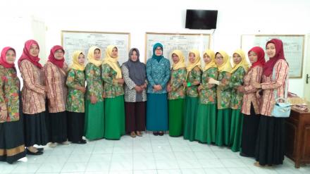 Monitoring dan Evaluasi 10 Program Pokok PKK Desa Segoroyoso  Berjalan Lancar