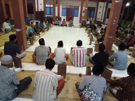 Sosialisasi Pembangunan Gedung Pondok Pesantren Modern di Dahromo